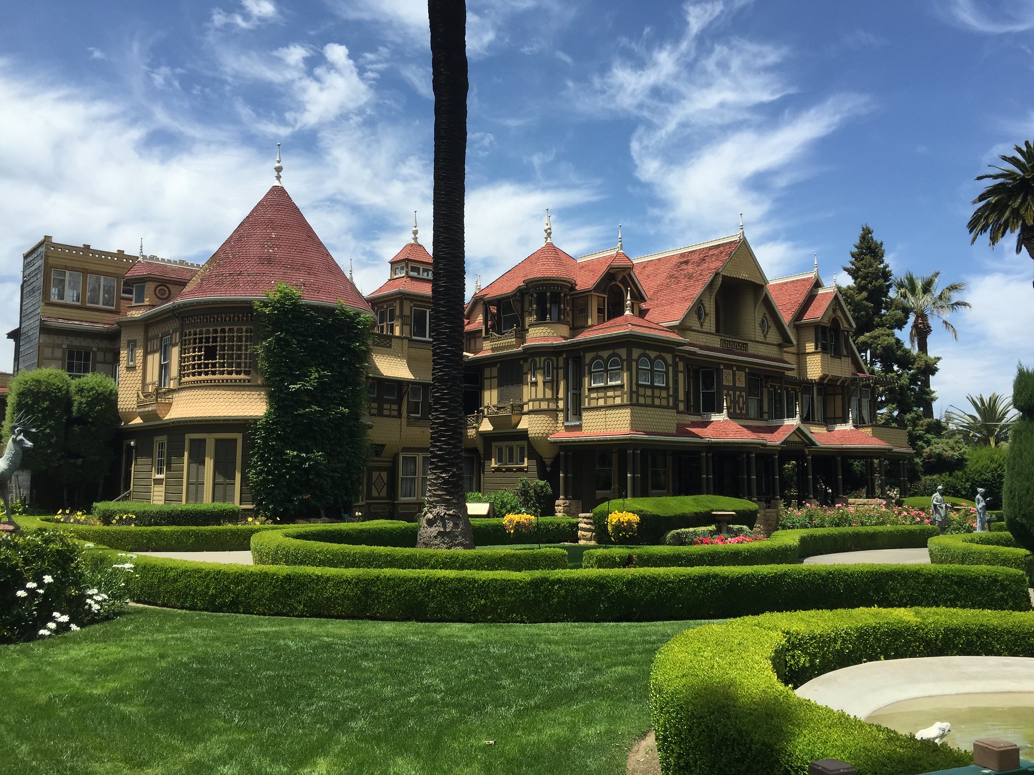 Are You Brave Enough To Visit The Winchester Mystery House Unusual 