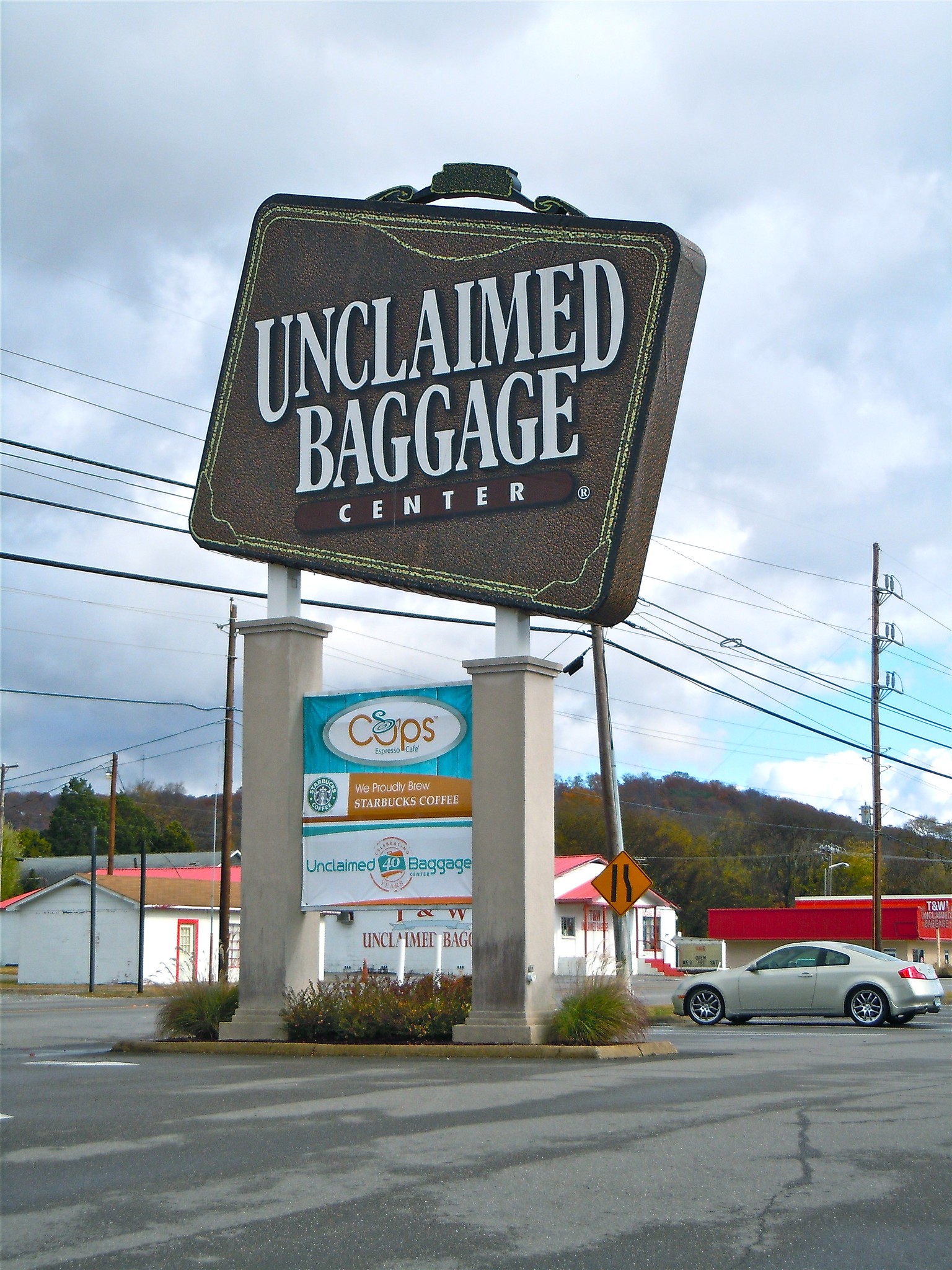 Unclaimed Baggage Center, Alabama