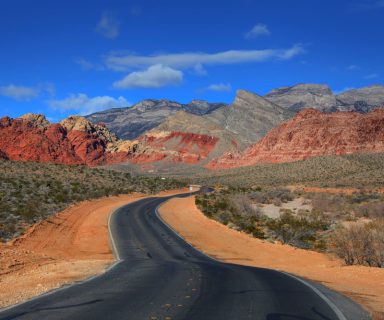 Road to Red rock canyon
